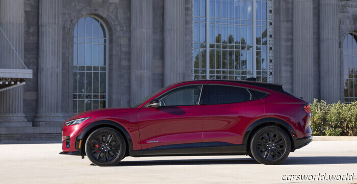 Ford Alerts Buyers That Time Is Limited for the Best EV Offers in America | Carscoops